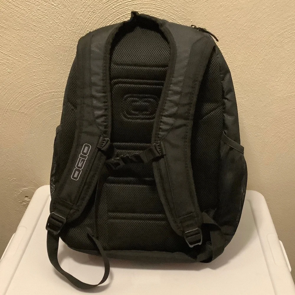 OGIO| Logan Pack Black Backpack